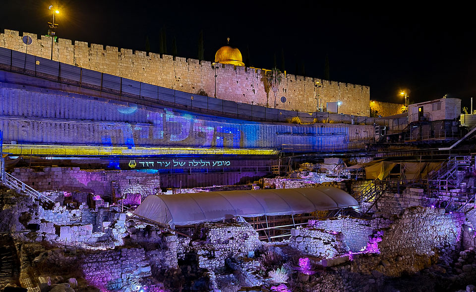 מופע לילי בעיר דוד על רק כיפת הזהב